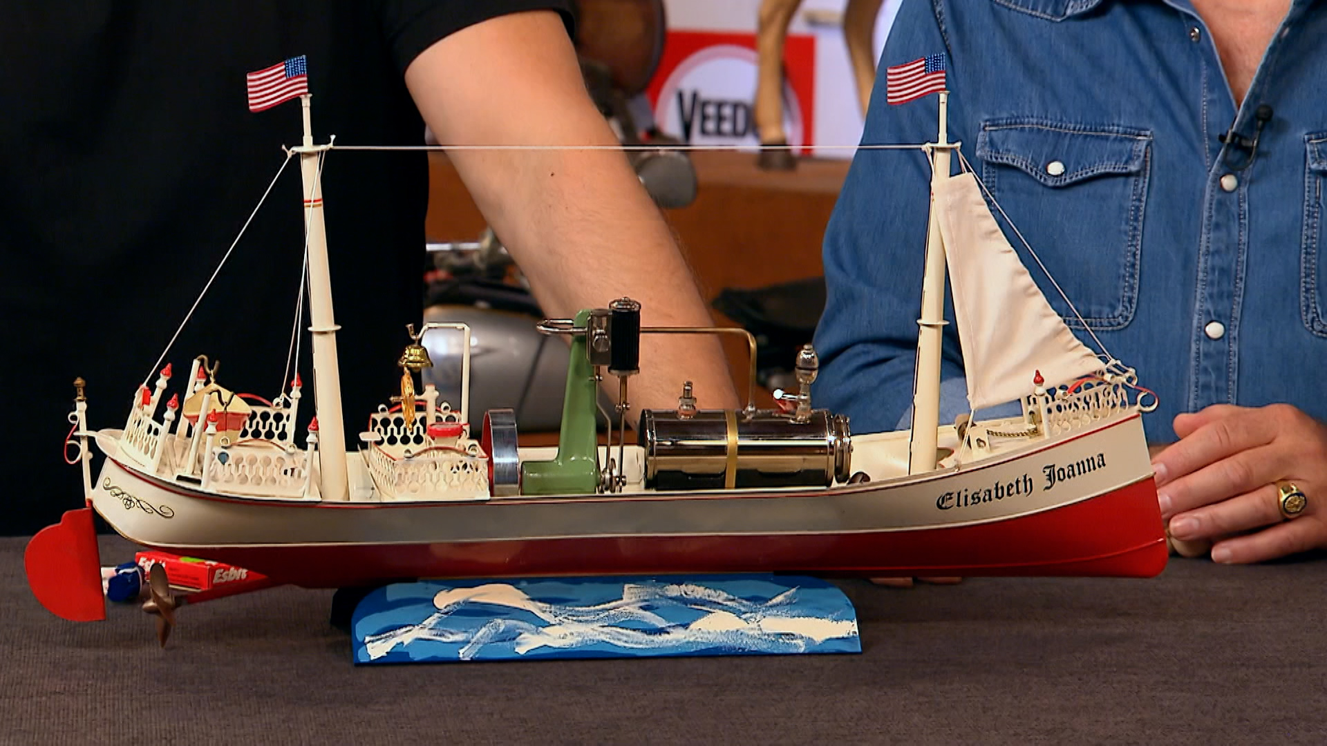 Ein Schiff, viele Fragen