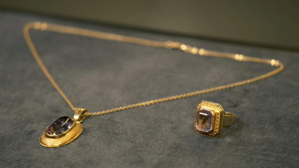 Funkelndes Amethyst-Duo