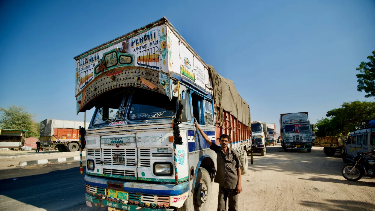 Mit Kamelen und Trucks durch Rajasthan
