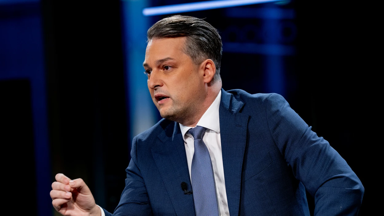 Dominik Nepp: „Wer sich nicht integriert, soll keine Sozialleistungen bekommen!“