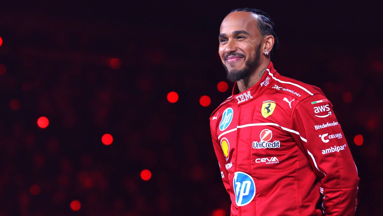 Ferrari: Euphorischer Auftritt von Lewis Hamilton | F1 75: Saisoneröffnungs-Gala 2025