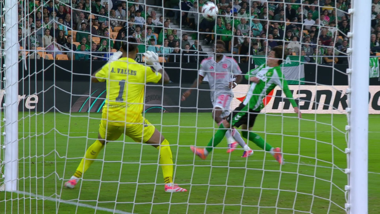 Highlights: Betis Sevilla vs. Olympique Lyon | UEFA Europa League - 4. Spieltag