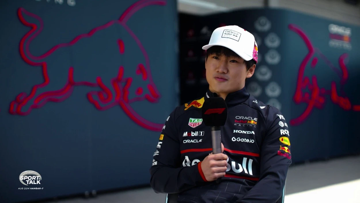 Yuki Tsunoda feiert Debüt für Red Bull Racing