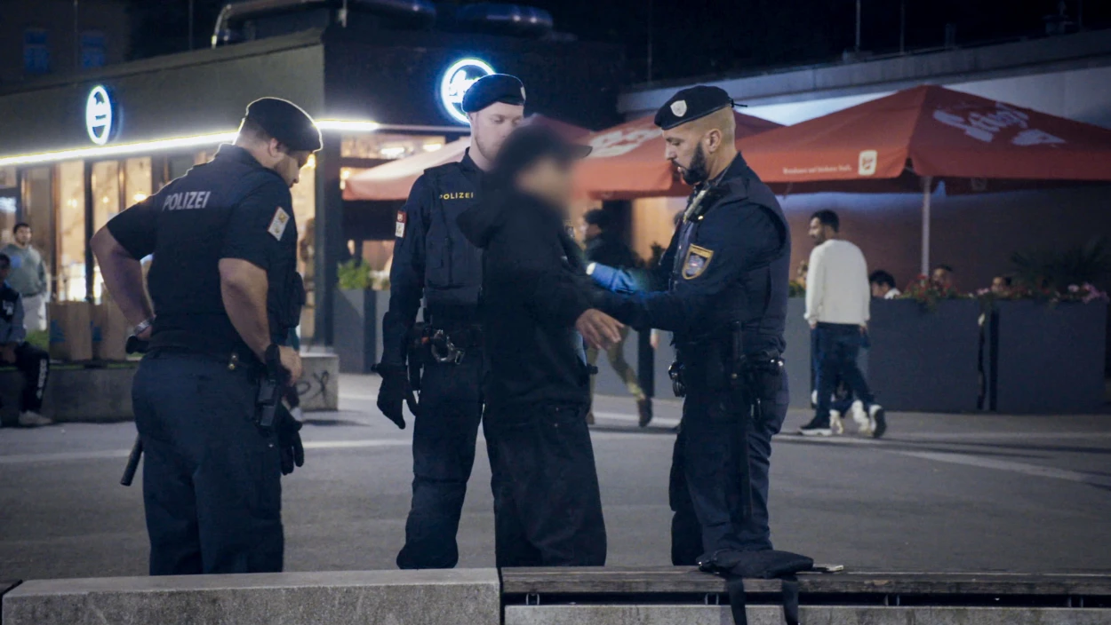 Jugendkriminalität steigt: Auf Streife mit der Polizei