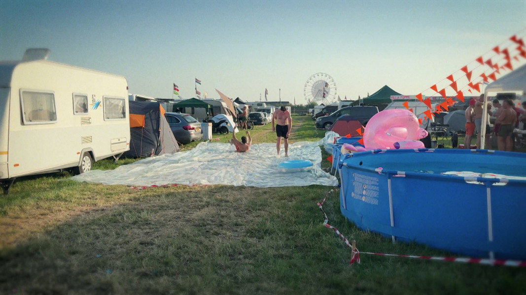 Auf dem berüchtigten Campingplatz in Assen
