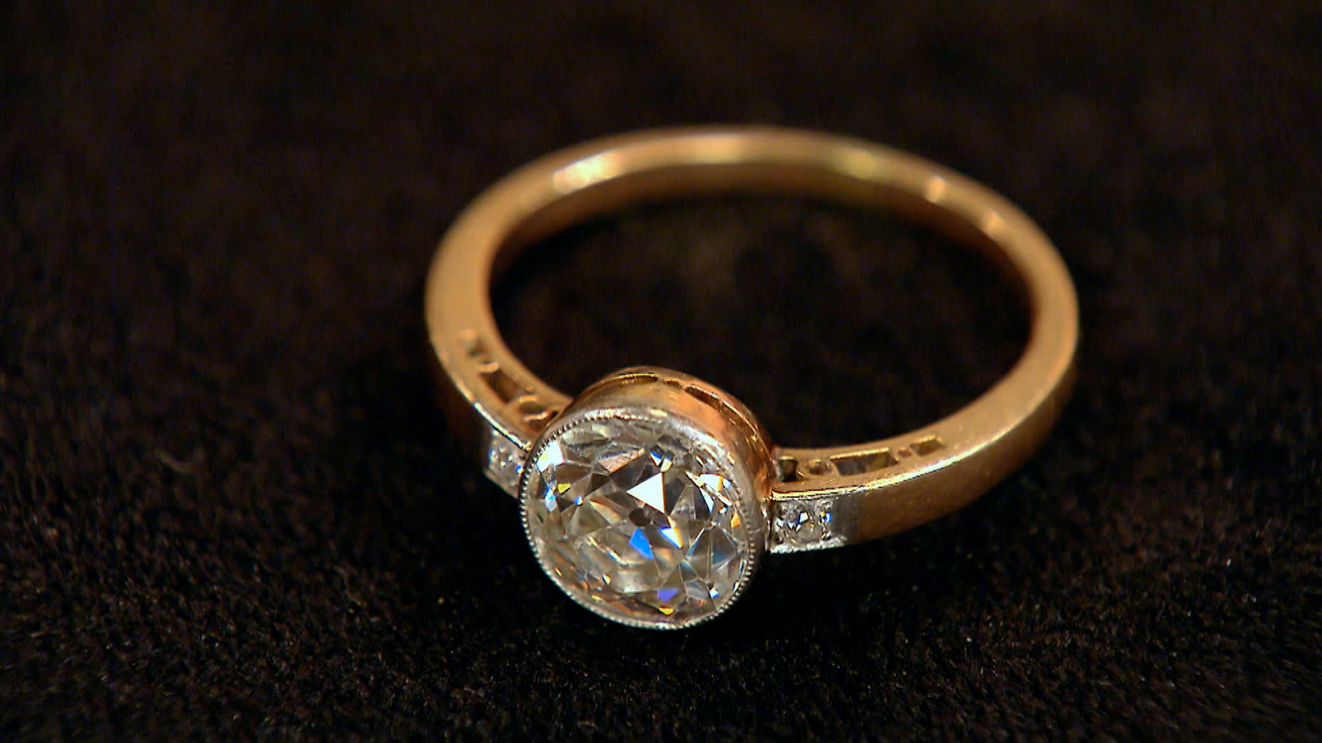 Der funkelnde Solitär