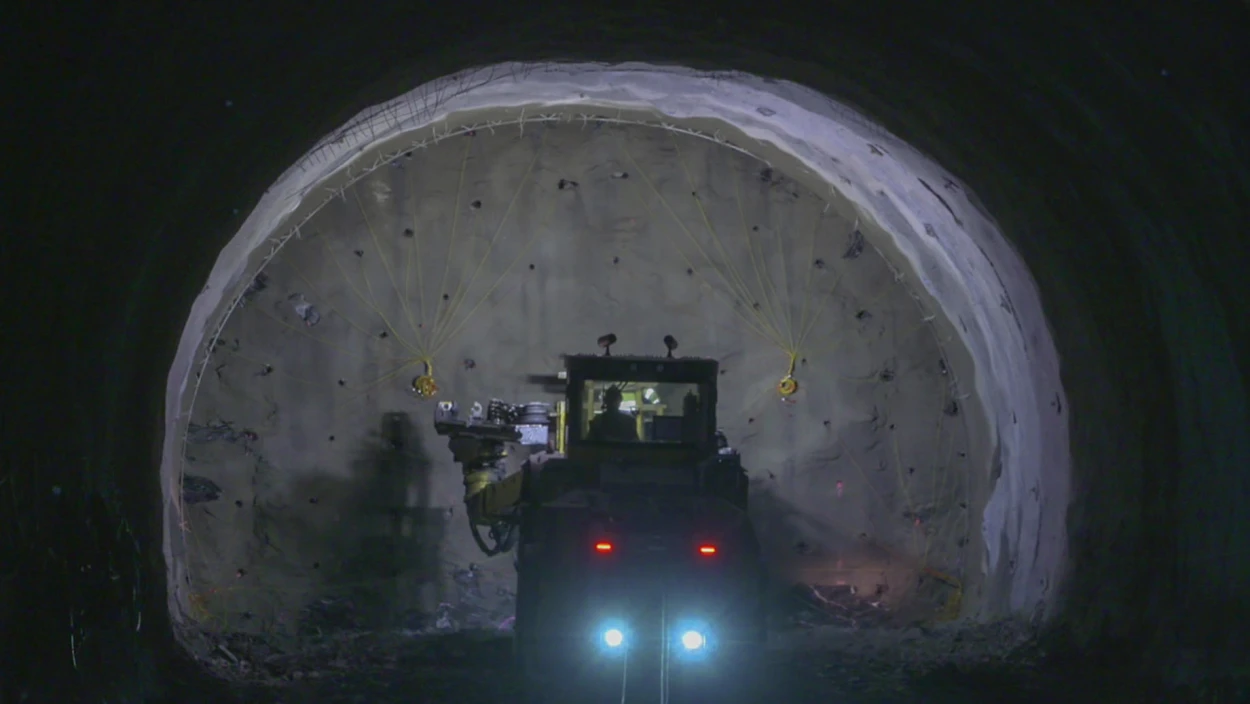 Maschinen mit Bizeps: Die schräge Welt des Tunnelbaus