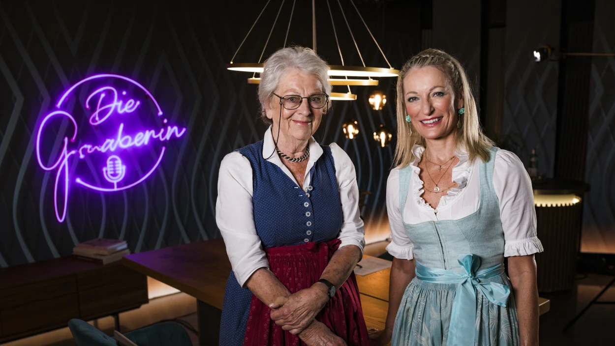 Mit Monika Gruber und Trachten-Ikone Gexi Tostmann