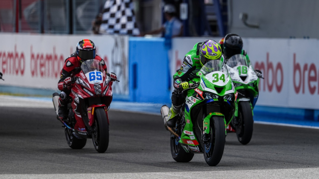 Jerez: Sportbike Rennen 2