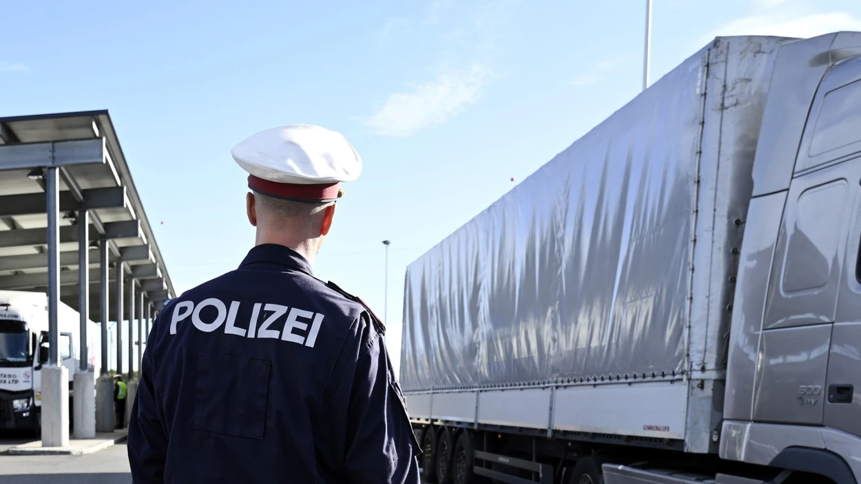 Betrug mit Lkw-Transporten: Polizei deckt Verstöße bei Kontrollen auf