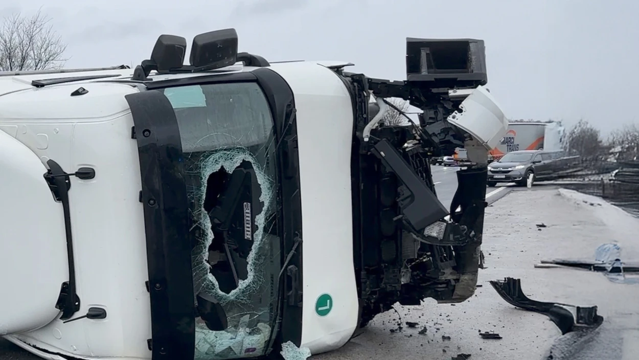 Sperre nach Lkw-Crash: Bundesländer-News vom 17.02.