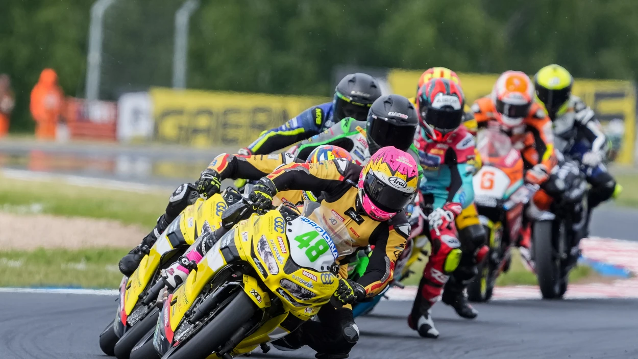 Supersport300: Rennen 1
