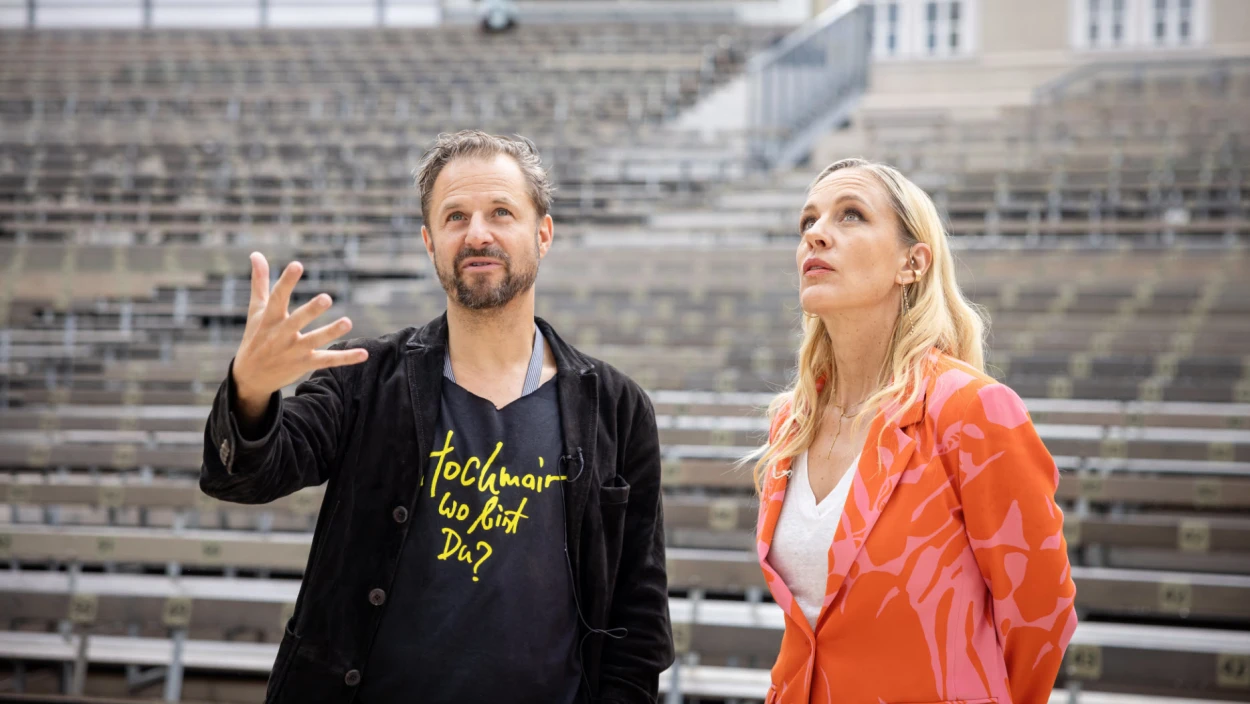 Philipp Hochmair und Lilian Klebow