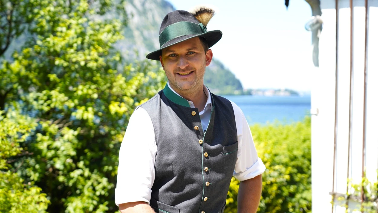 In da Ebensee - Schützen, Schlangen und schickes Leder