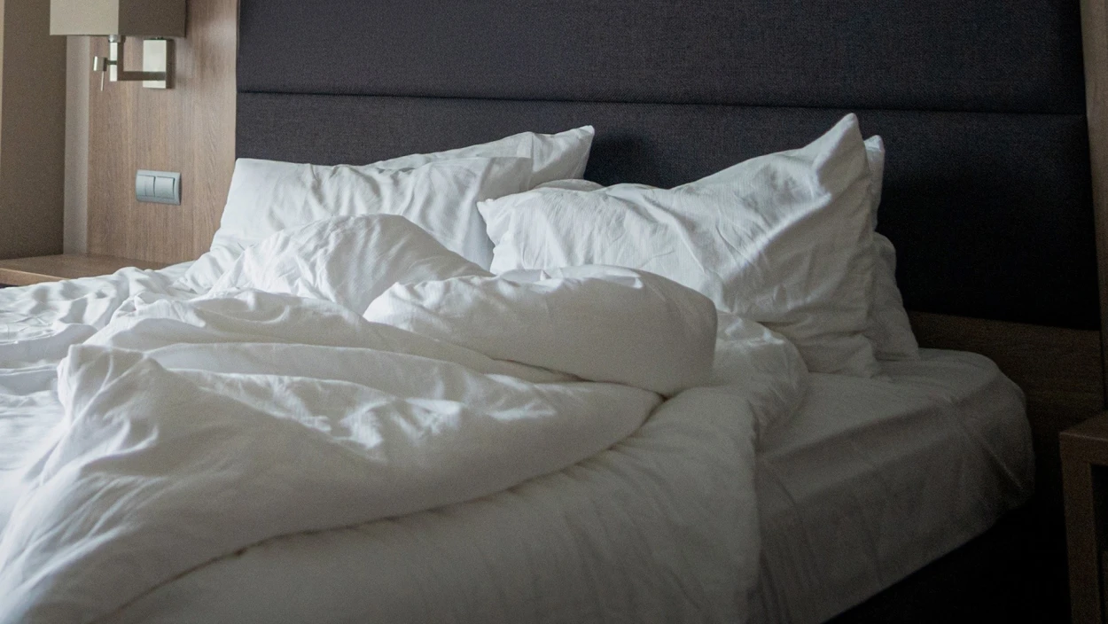 Deutscher Hotelgast landet betrunken im falschen Zimmer: Bundesländer-News vom 10.03.