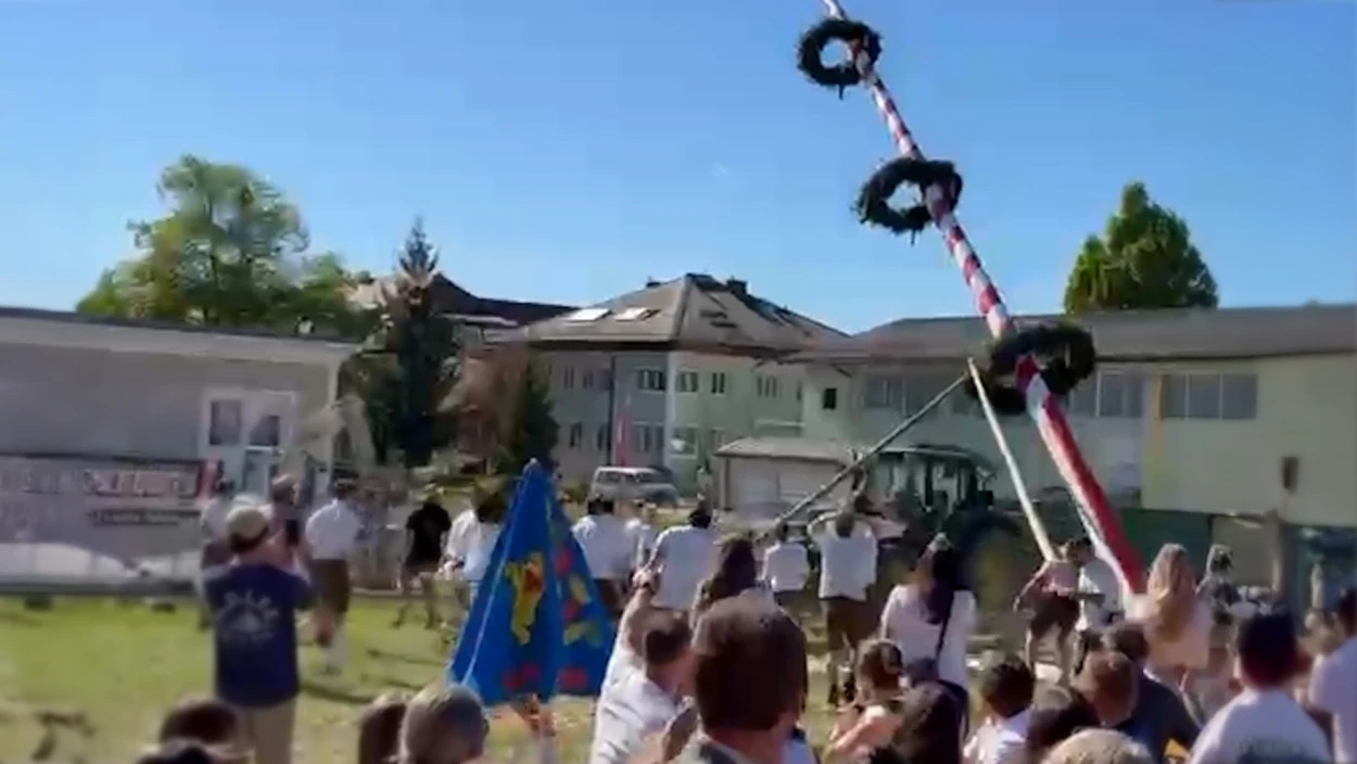  Maibaum-Sturz in Bergheim: Kurzmeldungen vom 02.05.