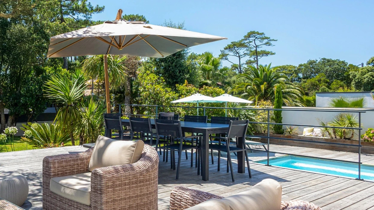 Wellness-Oase im Garten statt Fernreise