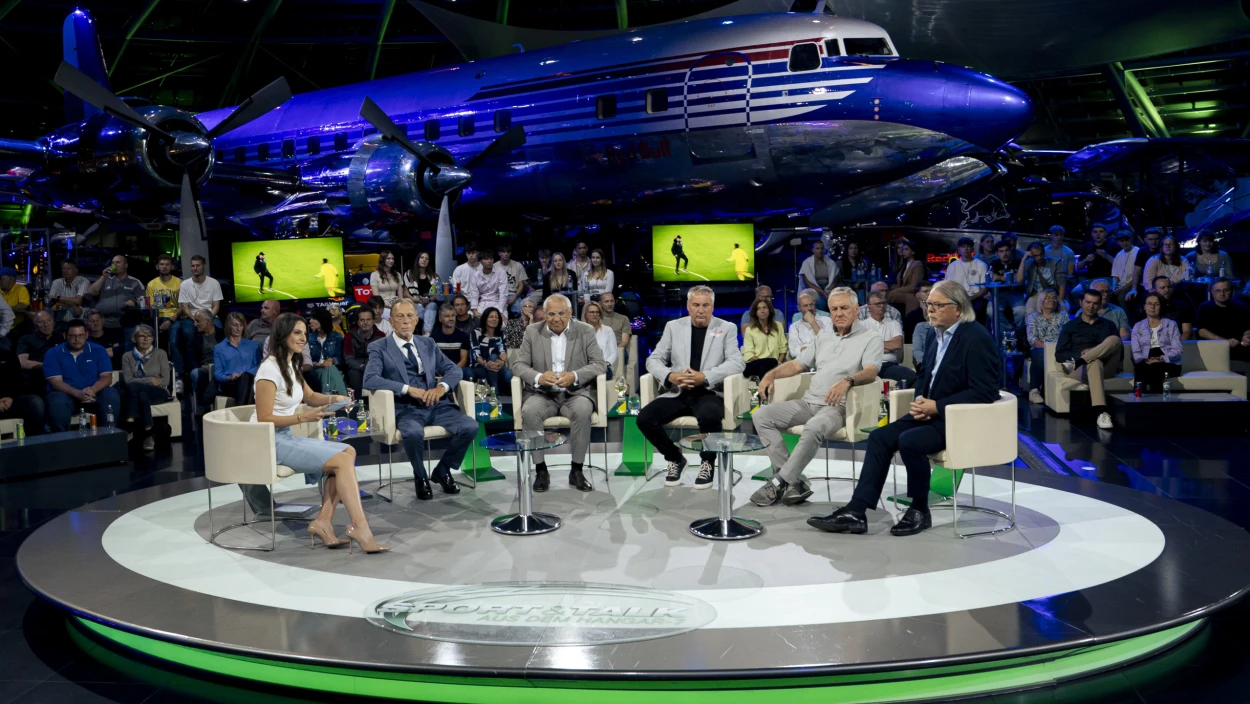 PW%20-%2020%20-%20Sport%20und%20Talk%20a