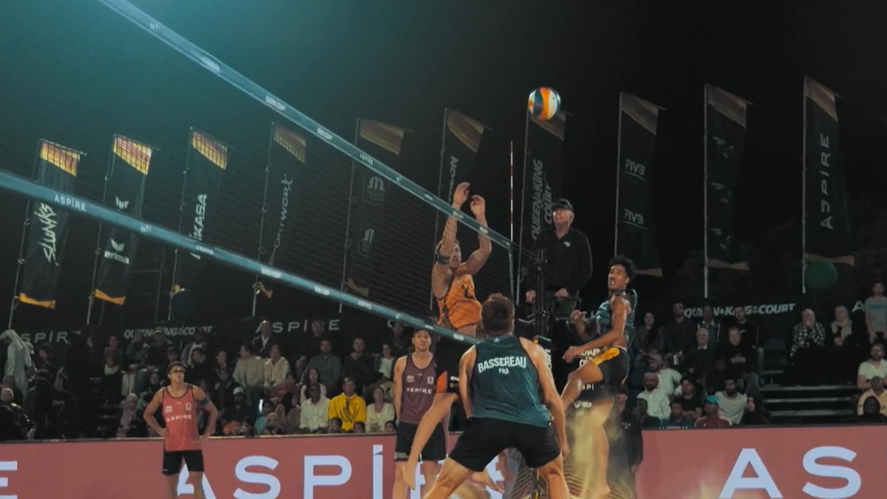 Beachvolleyballer in Action