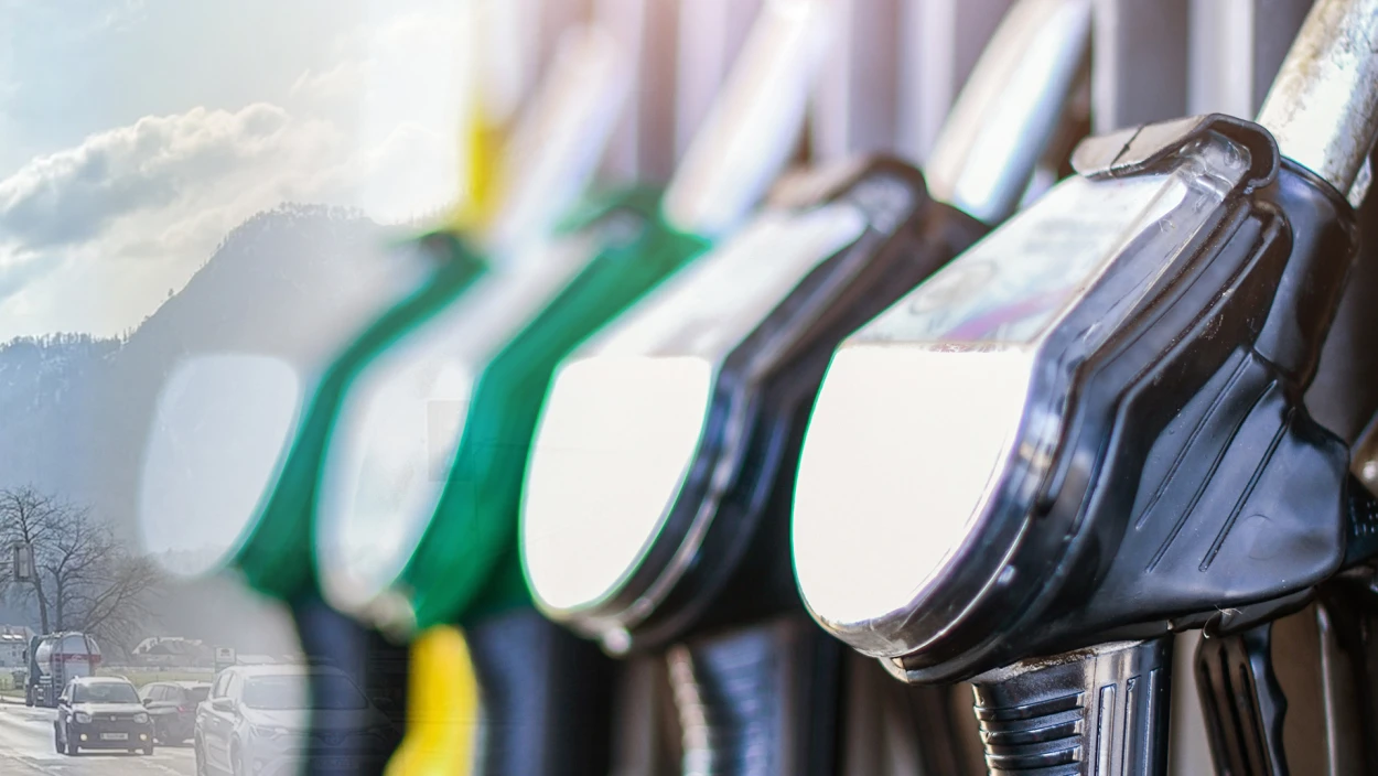 Spritpreisbremse vs. Teuerung: Entlastung oder Tropfen auf den heißen Stein?