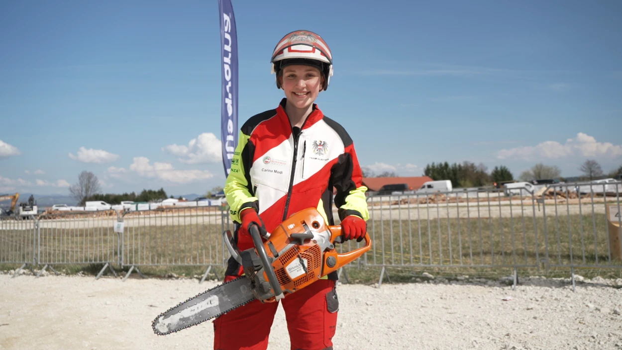 Kettensägen statt Klischees: Sägt sich Carina Modl erneut zum WM-Titel?