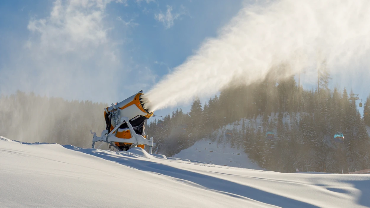 Kunstschnee im Skigebiet: Hightech- und Milliarden-Geschäft hinter perfekten Pisten