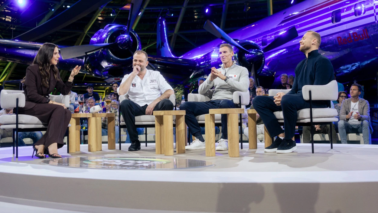 Sport und Talk aus dem Hangar-7